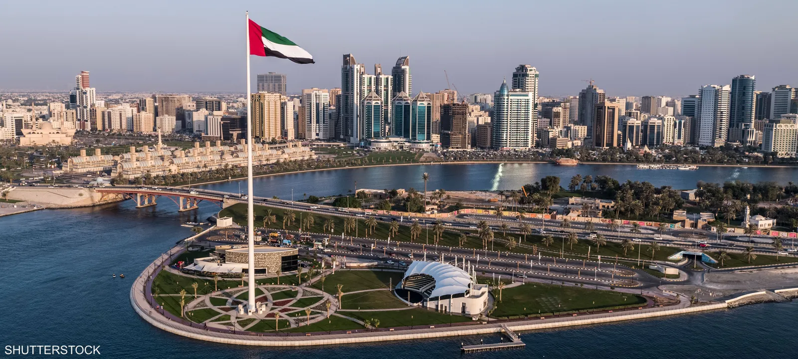 موديز تثبت تصنيف الإمارات السيادي بنظرة مستقرة.. والاحتياطيات الفيدرالية درع أمان ضد الصدمات Moody's affirms the UAE's sovereign rating with a stable outlook... and the Federal Reserve acts as a safety net against shocks