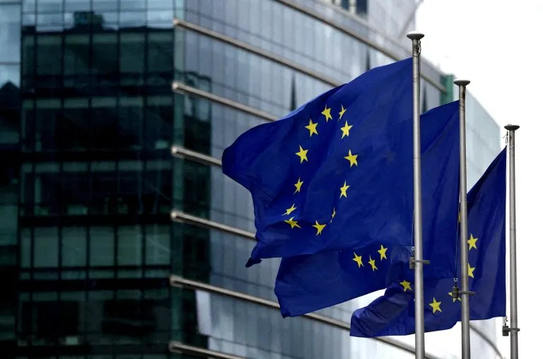 صدمة الطاقة.. المفوضية الأوروبية تعدل توقعات النمو وتستعد لقفزة في التضخم جراء حرب إيران eurobean-test