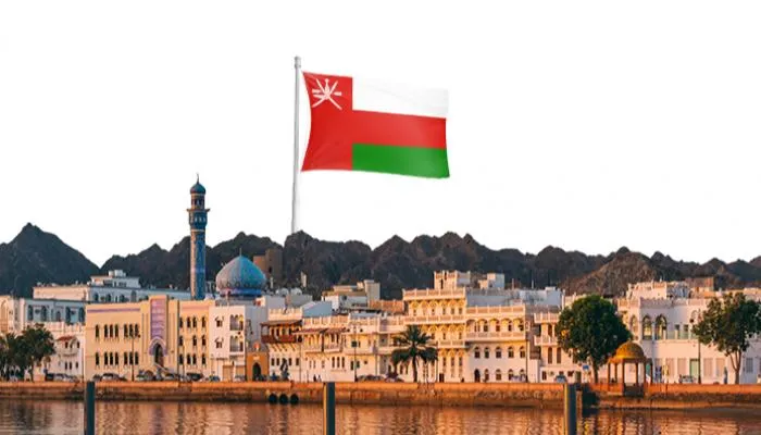 النفط ينعش خزينة مسقط.. ميزانية عُمان تجني ثمار برميل الـ 72 دولاراً وتكبح سقف القروض السيادية
