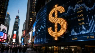 الدولار يحافظ على استقراره ويضغط على الين وسط ترقب مسار السياسة النقدية