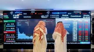هدوء حذر في البورصات العربية و«تاسي» السعودي يتراجع نحو المنطقة الحمراء