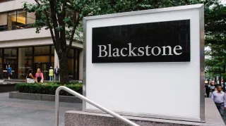 Blackstone Targets 8 Billion USD for Green Infrastructure Credit Fund