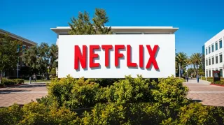 سهم "NetFlex" يرتفع فجأة بعد تقييم عالي وسعر مستهدف قوي..هل اقترب من قمته ؟
