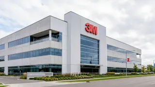 سهم 3M .. نتائج قوية تدعم السهم لكن التقييم يقترب من منطقة حساسة