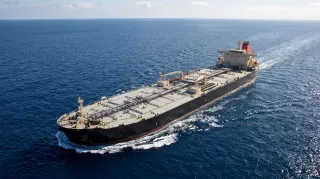 Brent Crude Hits 96 USD Amid U.S.-Iran Military Tensions