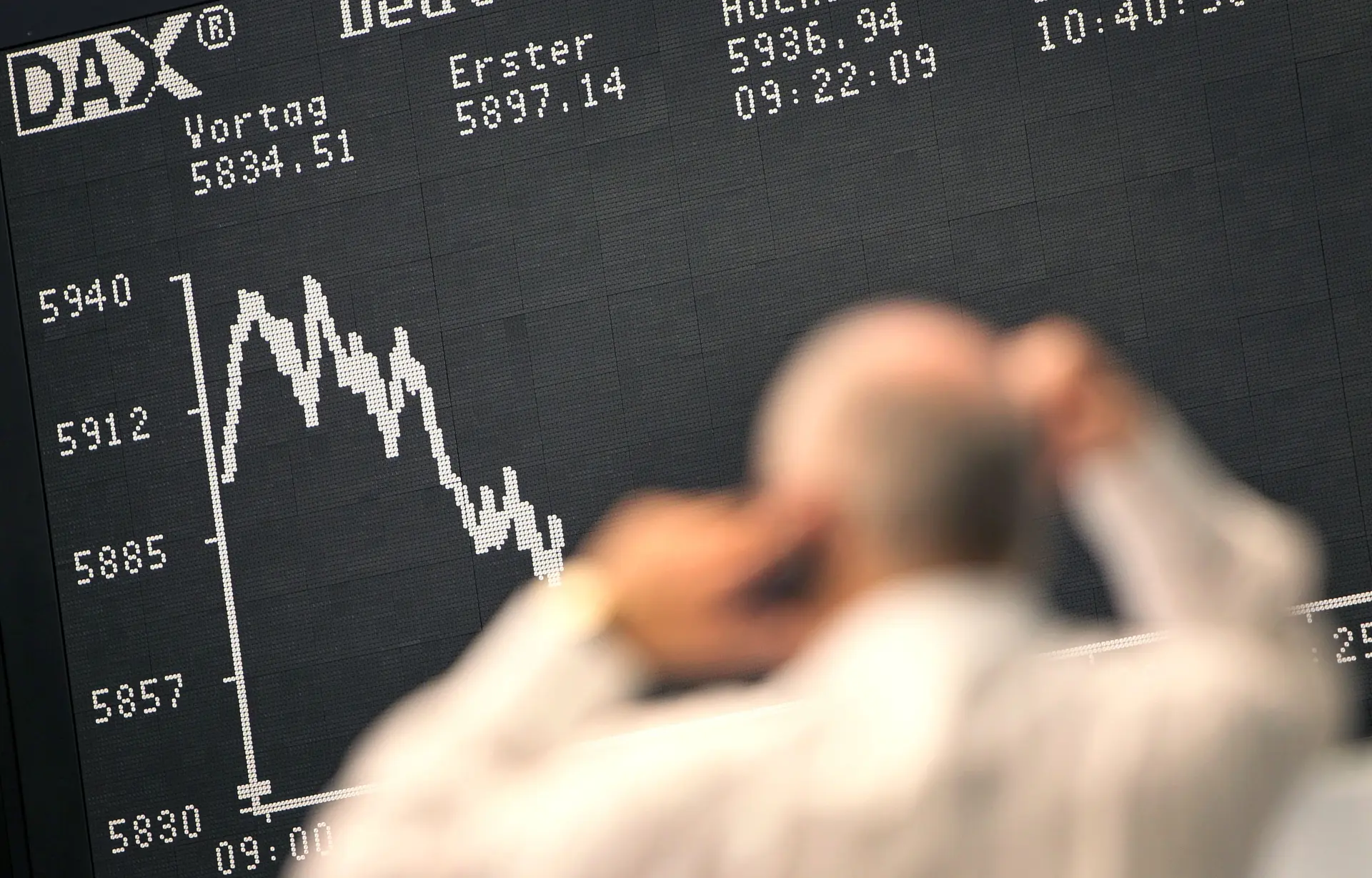 الأسواق الأوروبية تتراجع.. قفزة في أسهم الدفاع وترقب مفاوضات تمديد الهدنة بين واشنطن وإيران eurobean-test