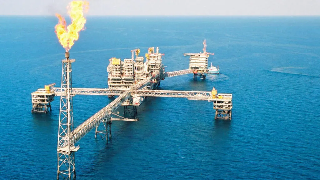 صراع الشرق الأوسط قد يؤدي إلى خسارة مليارات  من الغاز المسال حتى 2030
