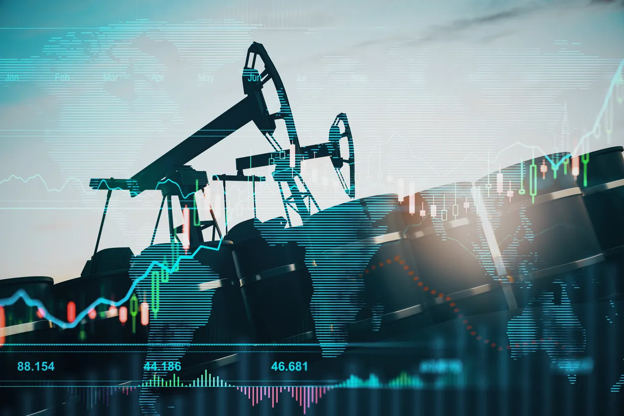 Oil Climbs as Iran Talks Keep Supply Risks Alive Oil Climbs as Iran Talks Keep Supply Risks Alive