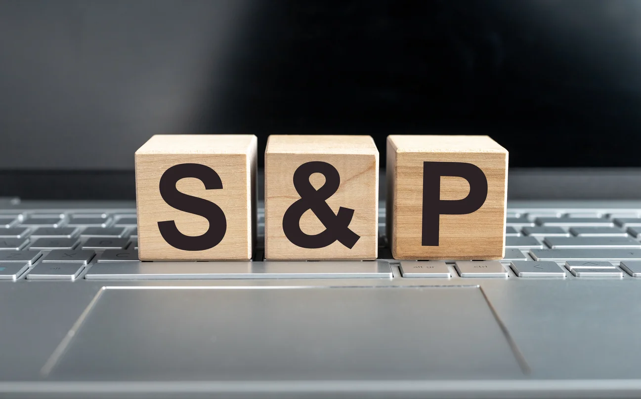 VOO vs SPY: Key Differences in S&P 500 ETFs Explained