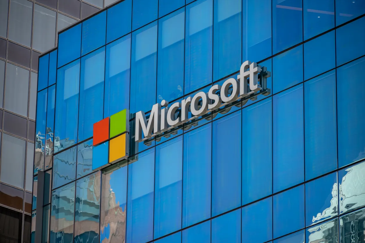 أسهم Microsoft ترتفع بدعم قطاع التكنولوجيا وزخم الذكاء