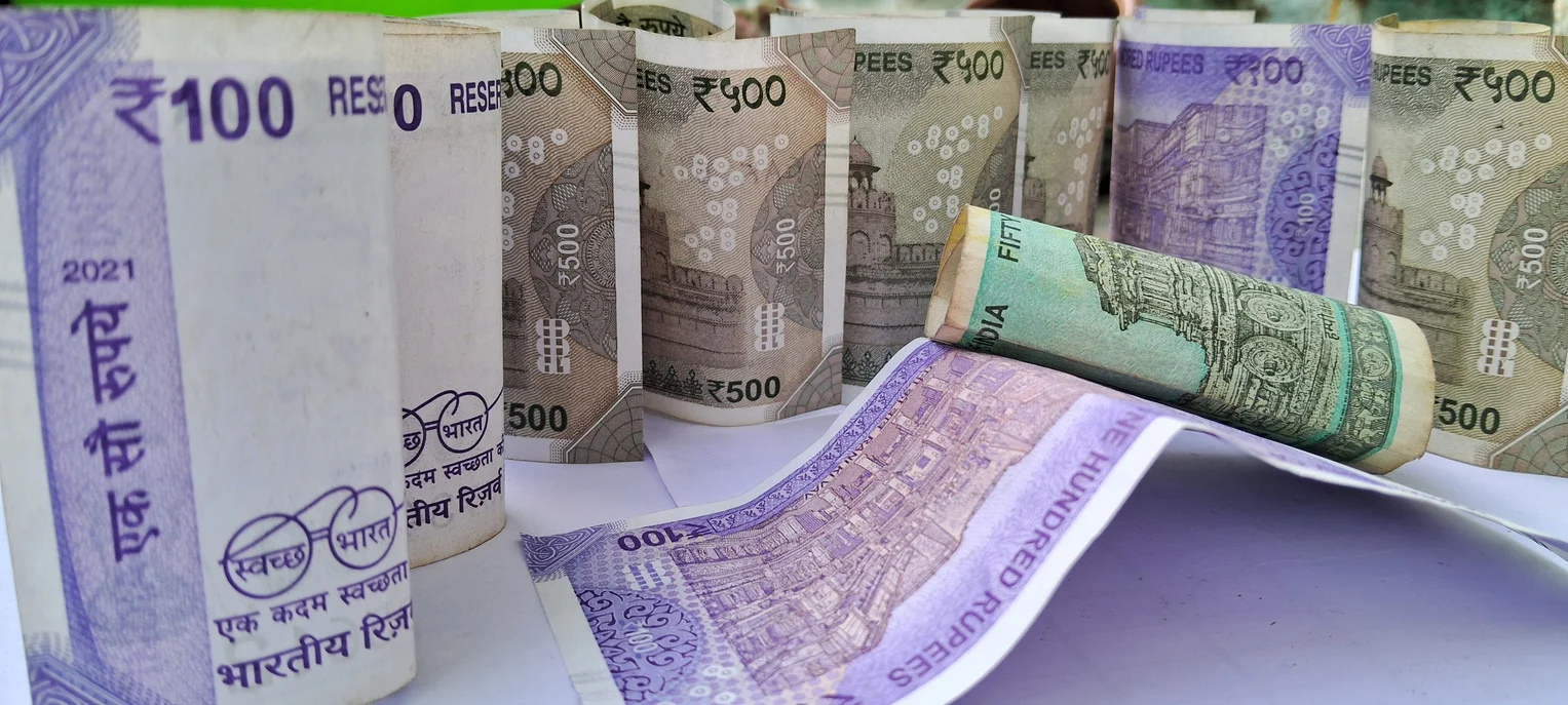Rupee Stabilizes as RBI Steps Support Currency