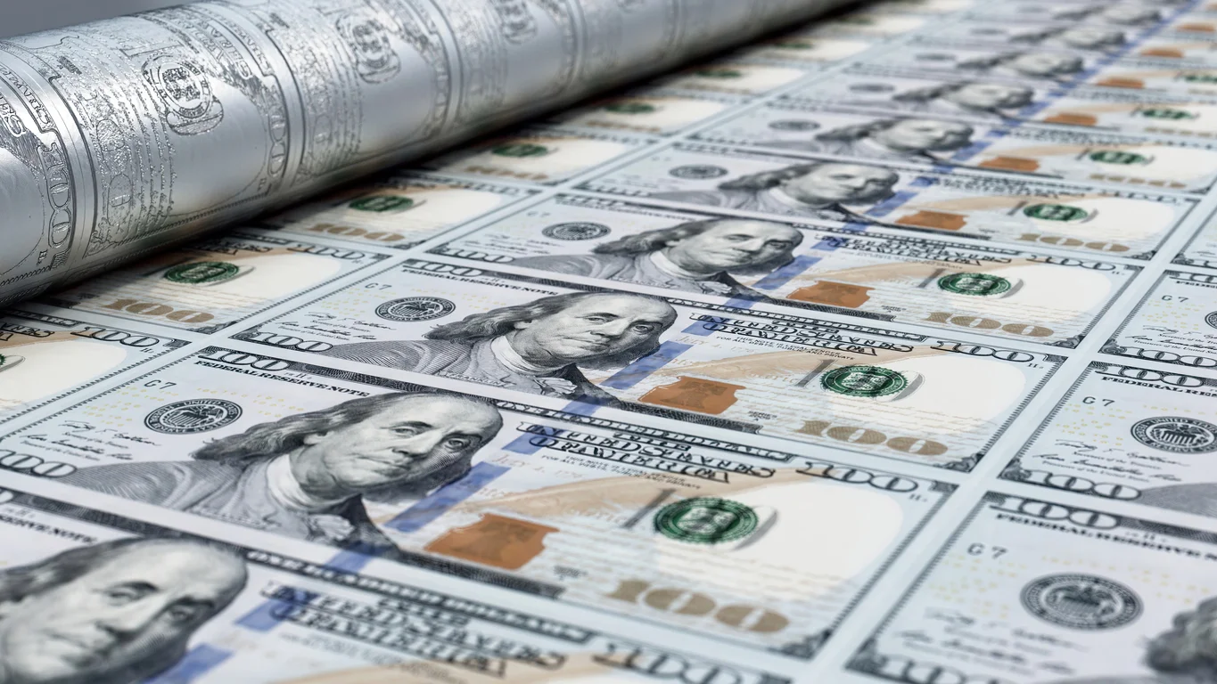 Dollar holds near 2-month high on jobs data