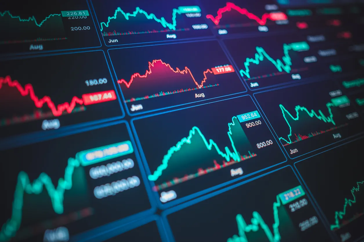 Stocks Climb as Oil Nears $100 on Iran Truce Extension