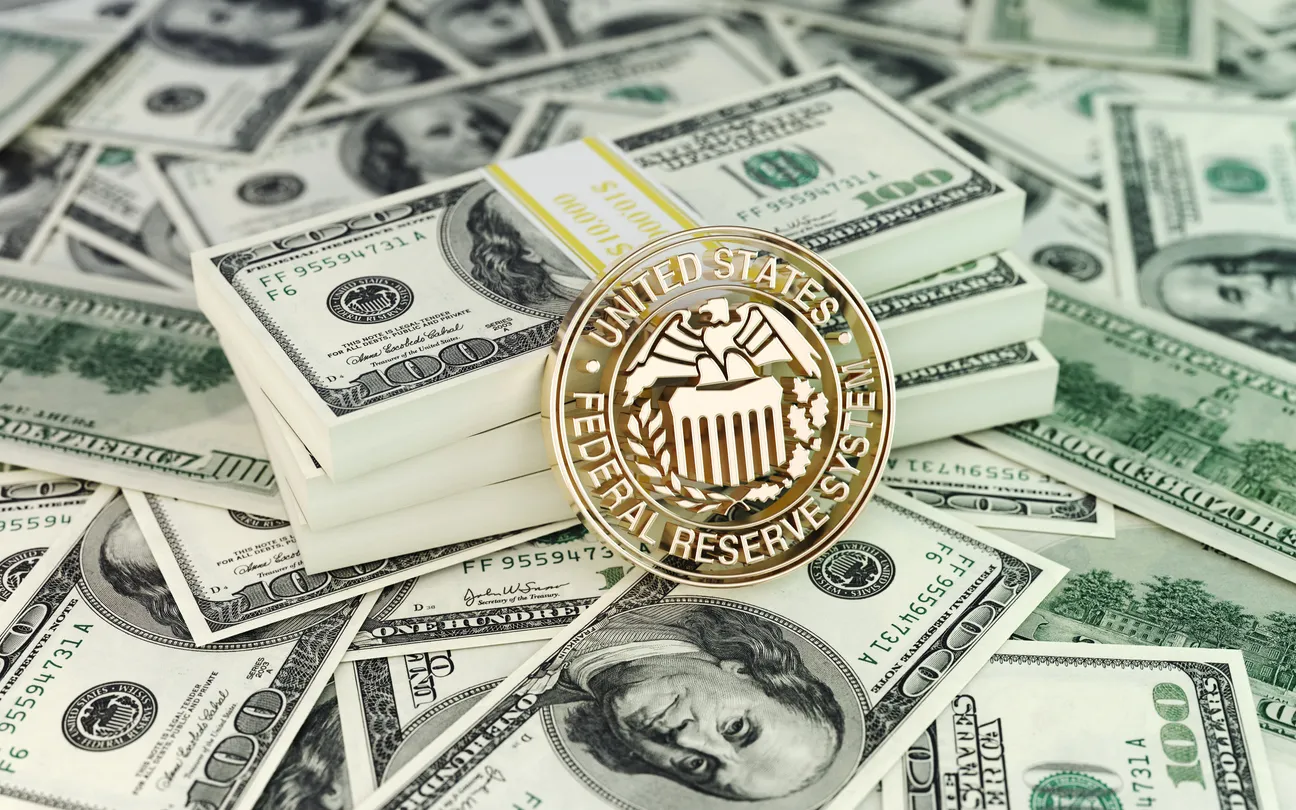 Dollar Gains as Fed Rate Fears Temper Iran Peace Hopes Today Dollar Gains as Fed Rate Fears Temper Iran Peace Hopes Today