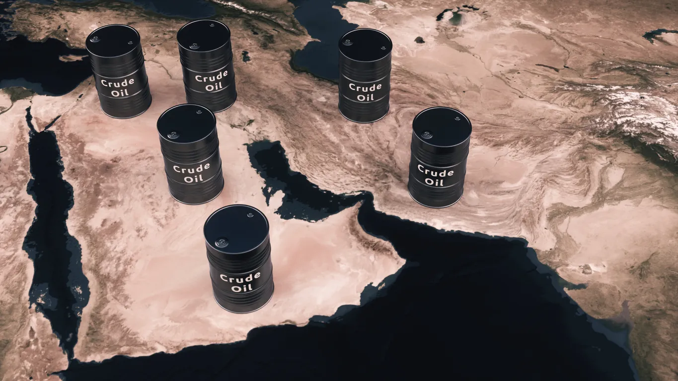 Oil Prices Ease as Supply Efforts Mount in Strait of Hormuz