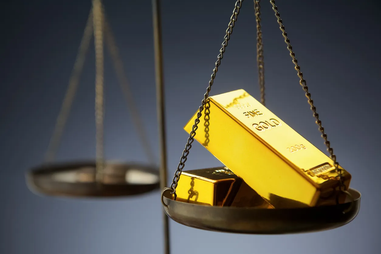 الذهب يستقر مع ترقب تصريحات باول وقرار الفائدة