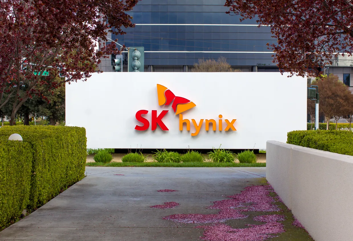 أسهم SK Hynix تسجل مستوى قياسيًا بدعم تفاؤل الذكاء الاصطناعي