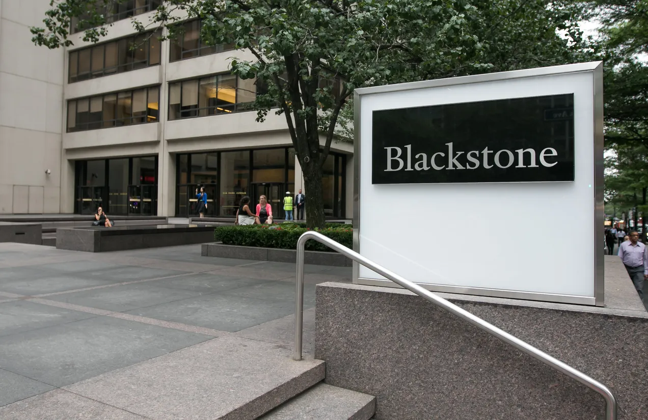 Blackstone Partners with DAE for Aircraft Investment Fund