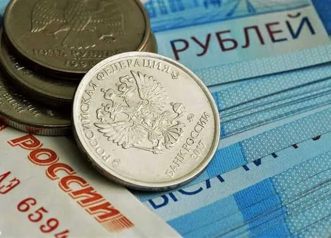 باركليز يحلل مستقبل الروبل.. بين القيود الامريكية و السياسيات الداخلية Barclays analyzes the future of the ruble: between US restrictions and domestic politics