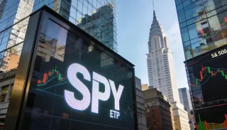 صندوق SPY عند 761.69 دولارا.. سوق الأسهم الأمريكية أمام اختبار جديد