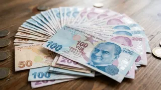 الليرة التركية تعاني..الدولار يتجاوز 48 ليرة لأول مرة